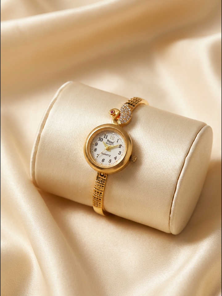 Beautiful Quartz Gold Bracelet Watch